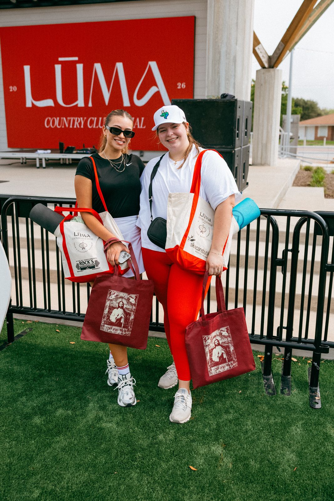 Guests holding LŪMA Seaside Market Bags at Cinnamon Shore North