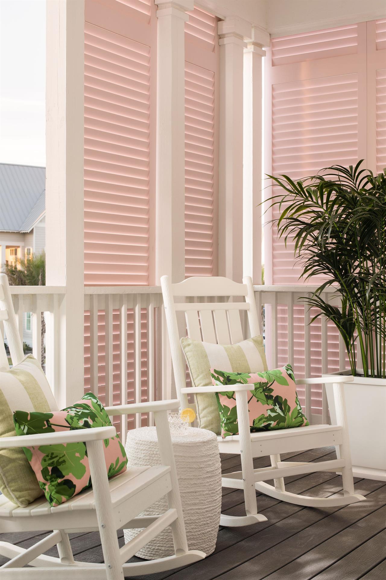 corner porch