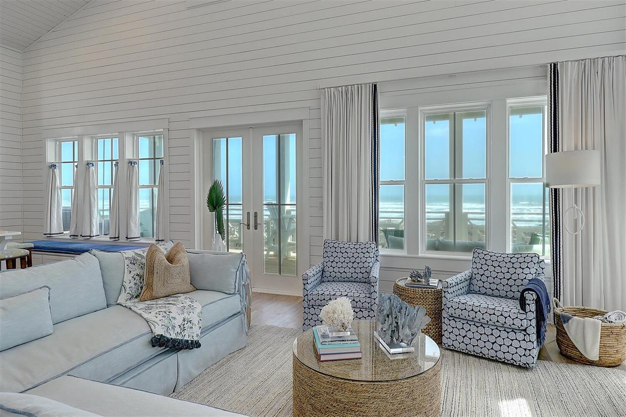 Peek Inside an 8-Bedroom, Beachside Beauty