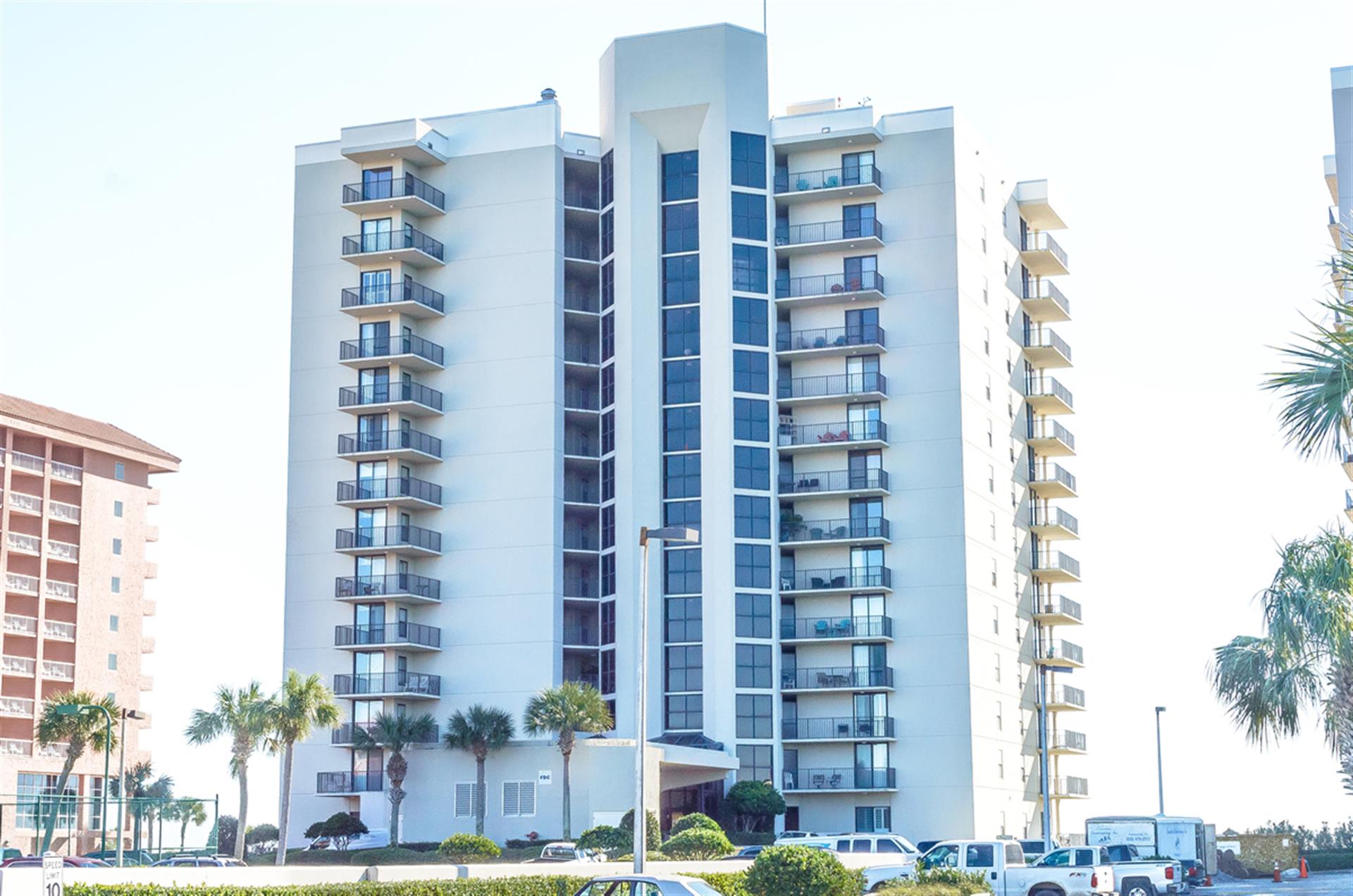 Phoenix East II Liquid Life Vacation Rentals