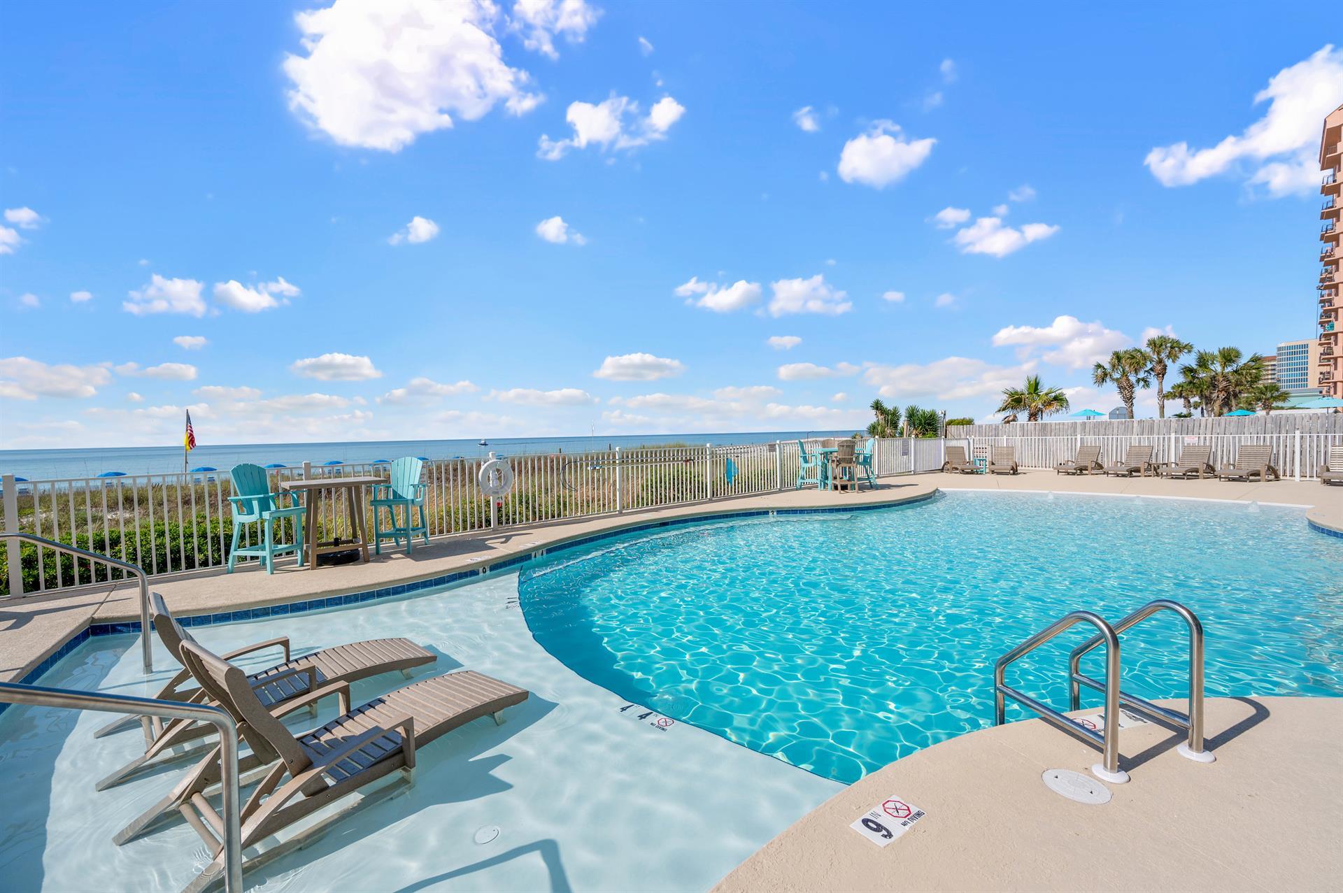 The Enclave Condos - Liquid Life Vacation Rentals