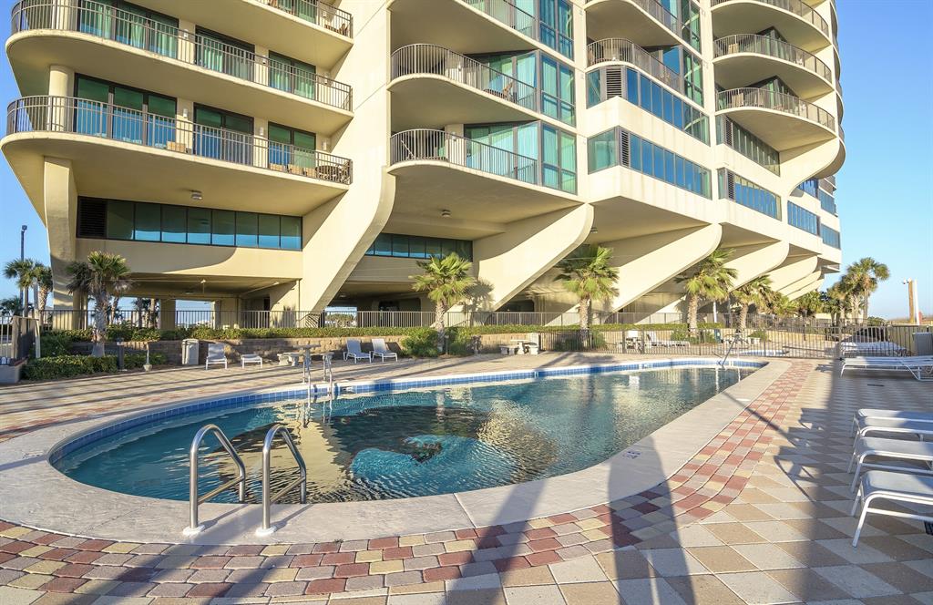 Experience Luxury and Comfort at Phoenix 9 Orange Beach