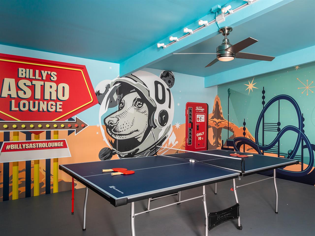 Billy's Astro Lounge
