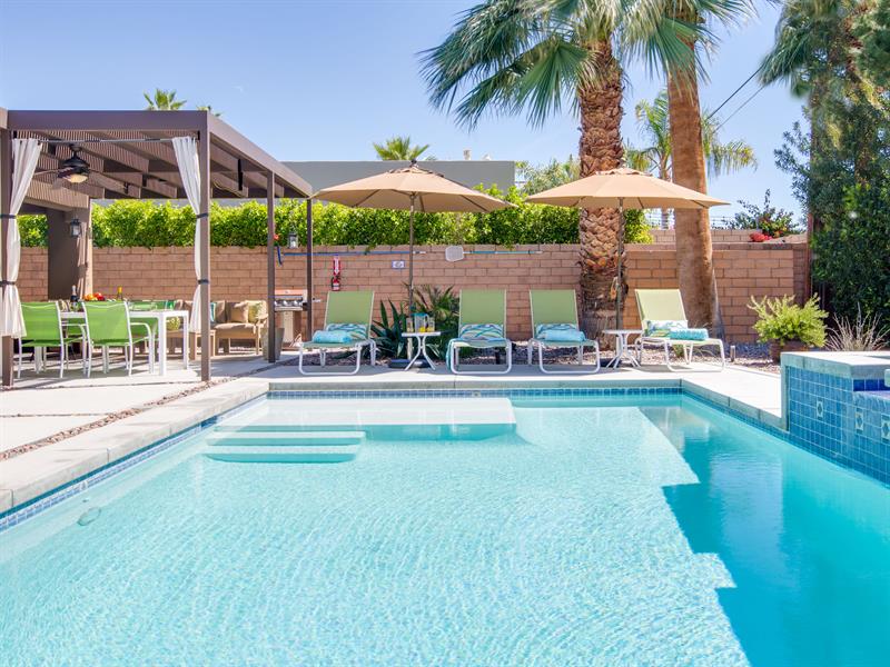 Palm Springs Vacation Rentals | Acme House Company