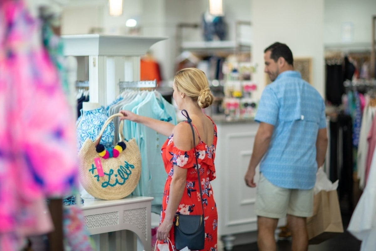 Village of Baytowne Wharf waterfront shopping village