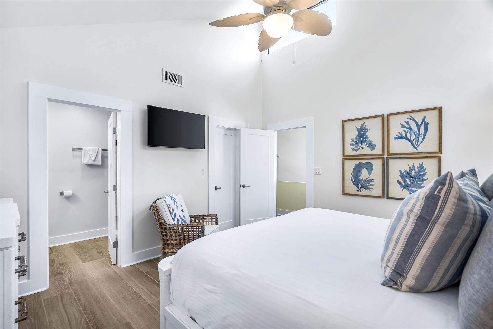 2nd Floor King Bedroom with Ensuite Bathroom  with A 43 Smart TV