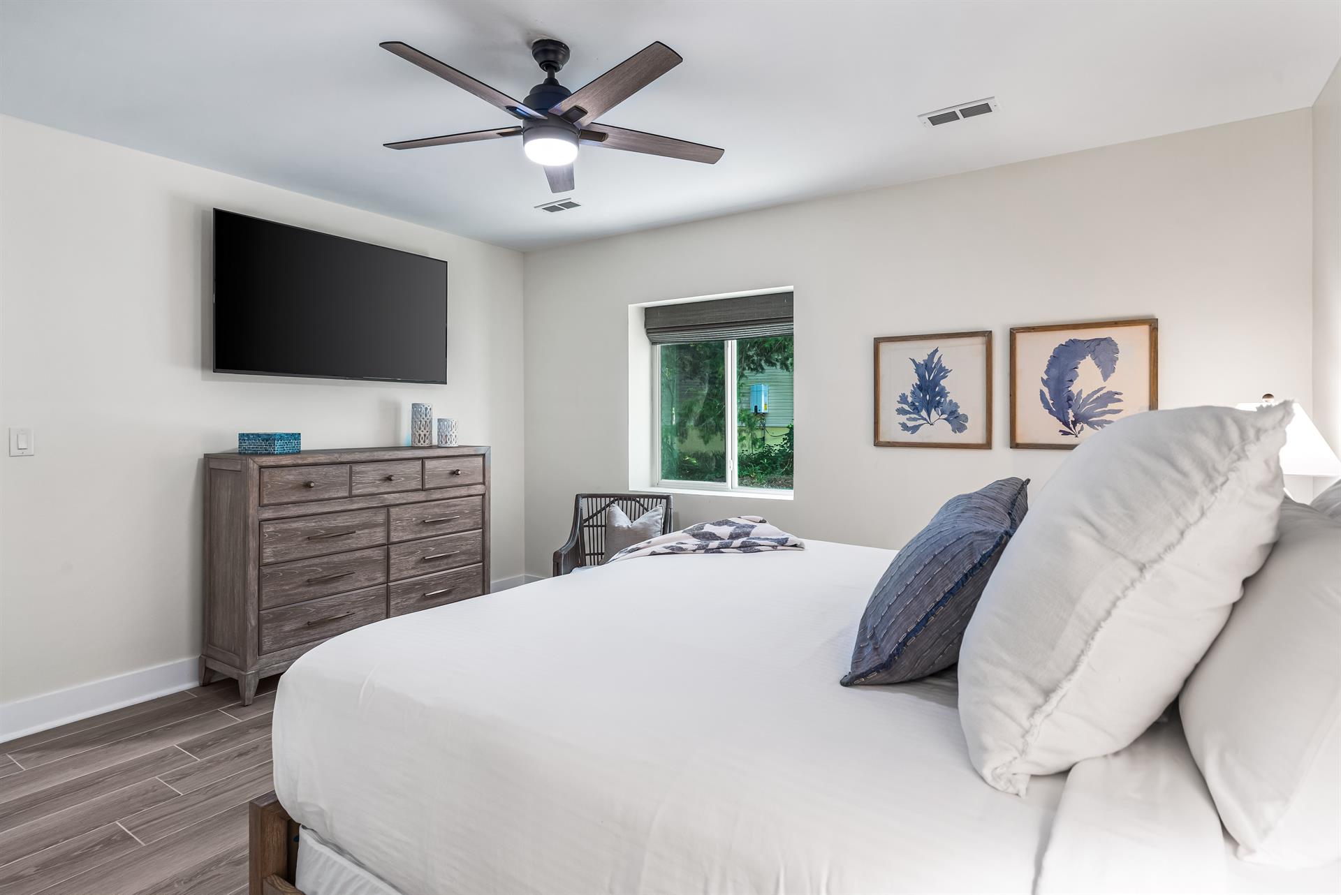 In Law Suite King Bedroom with Private Bathroom