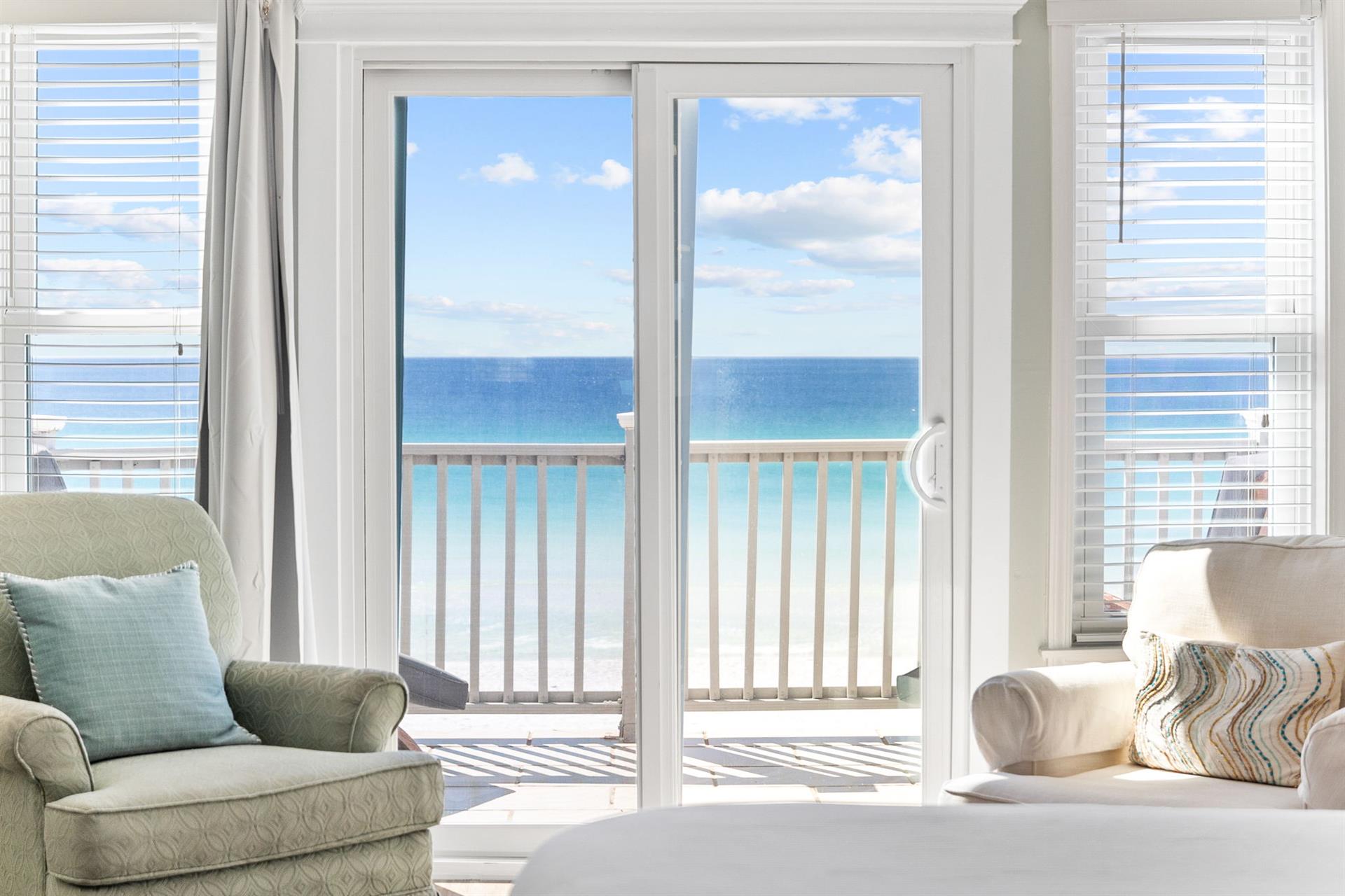 3rd Floor King Bedroom with Private Bathroom and Balcony