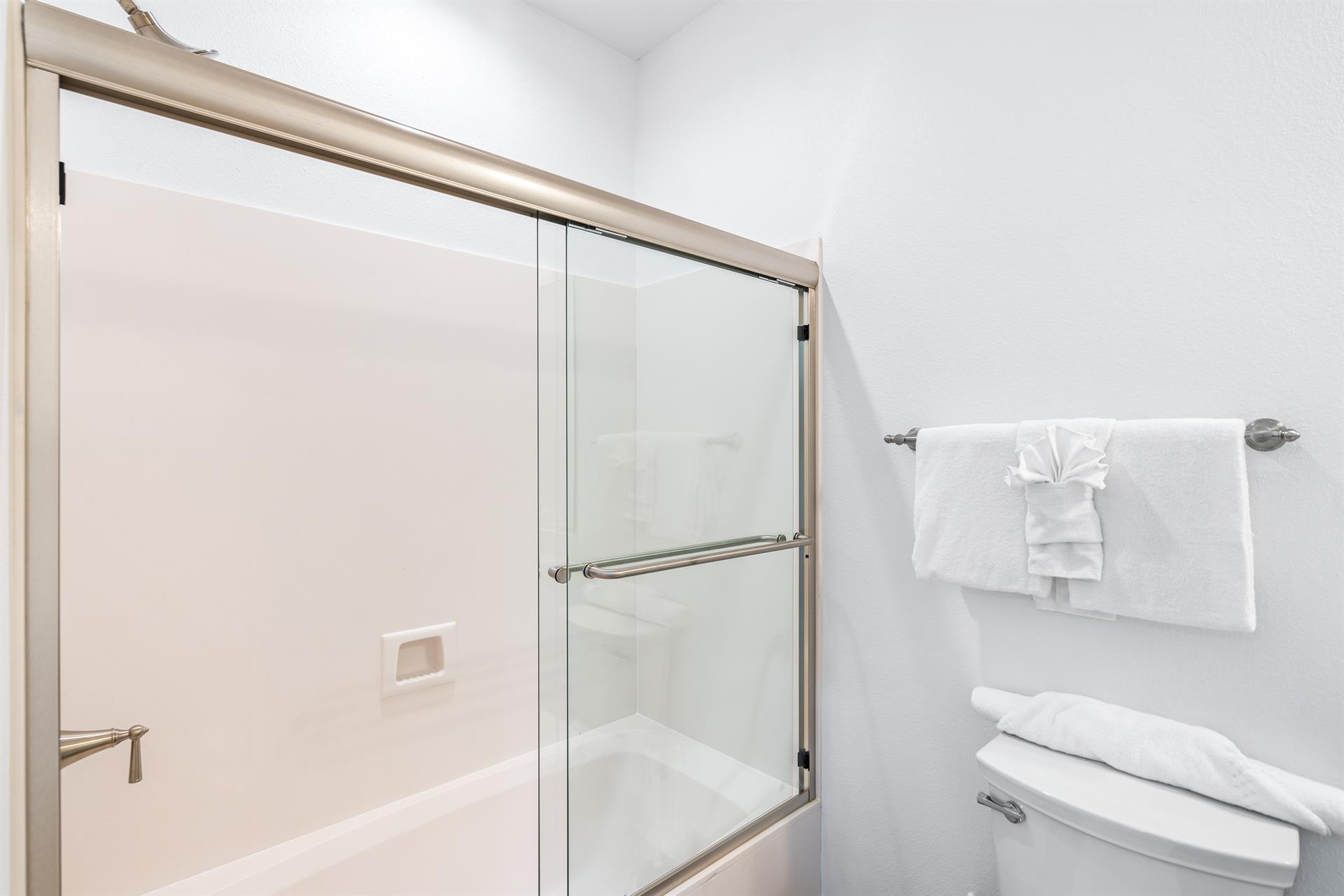 2nd Floor Private Bathroom W ShowerTub Combo