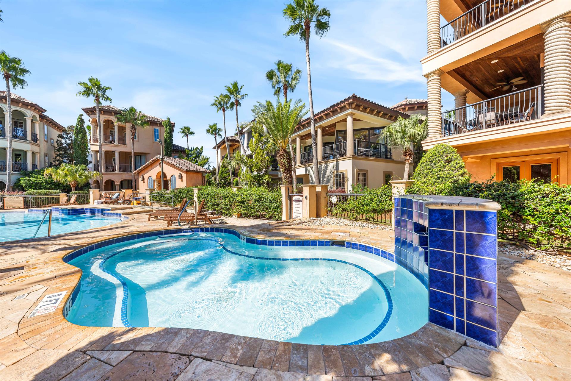 The separate heated spa with jets