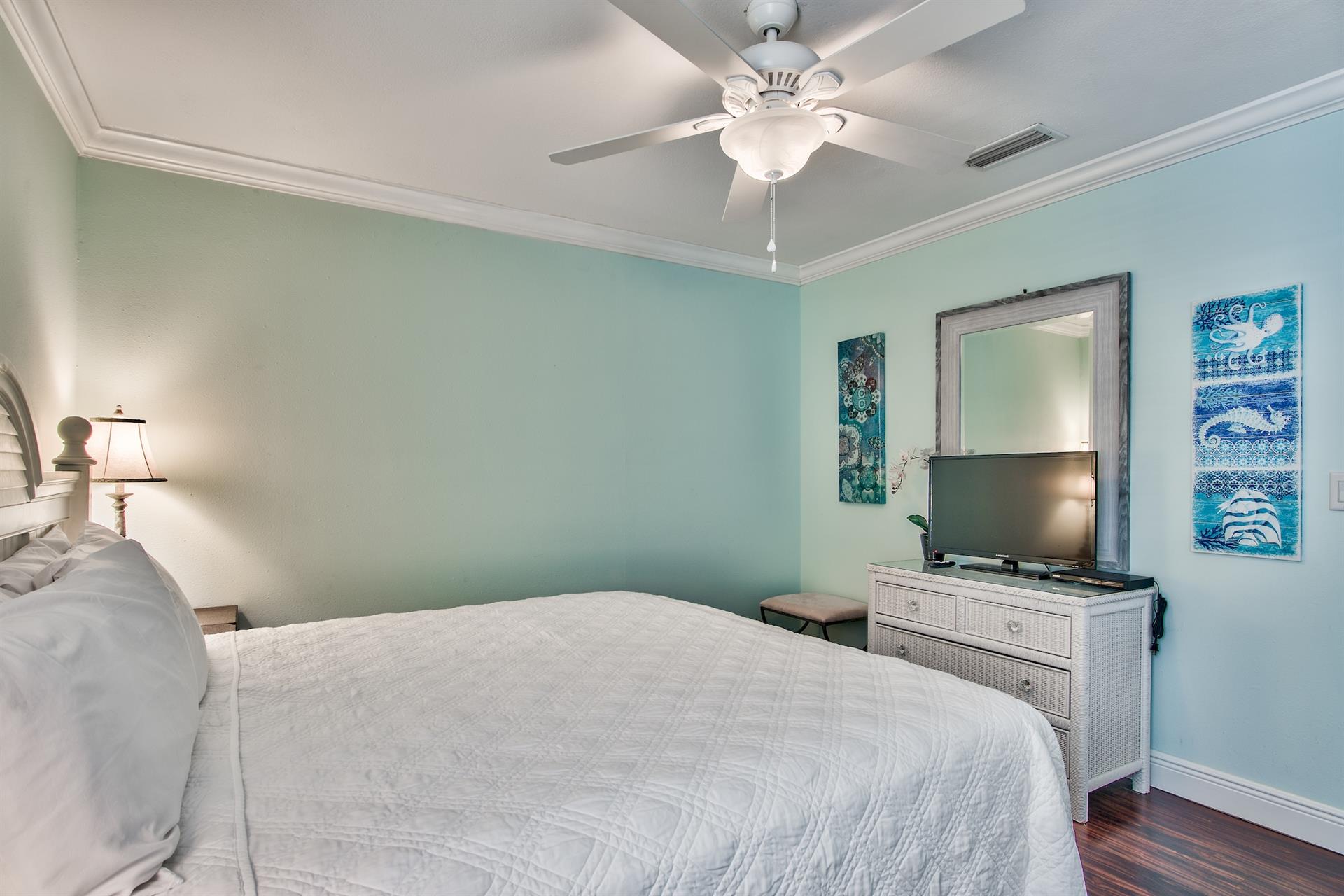 King bedroom in the inlaw suite.