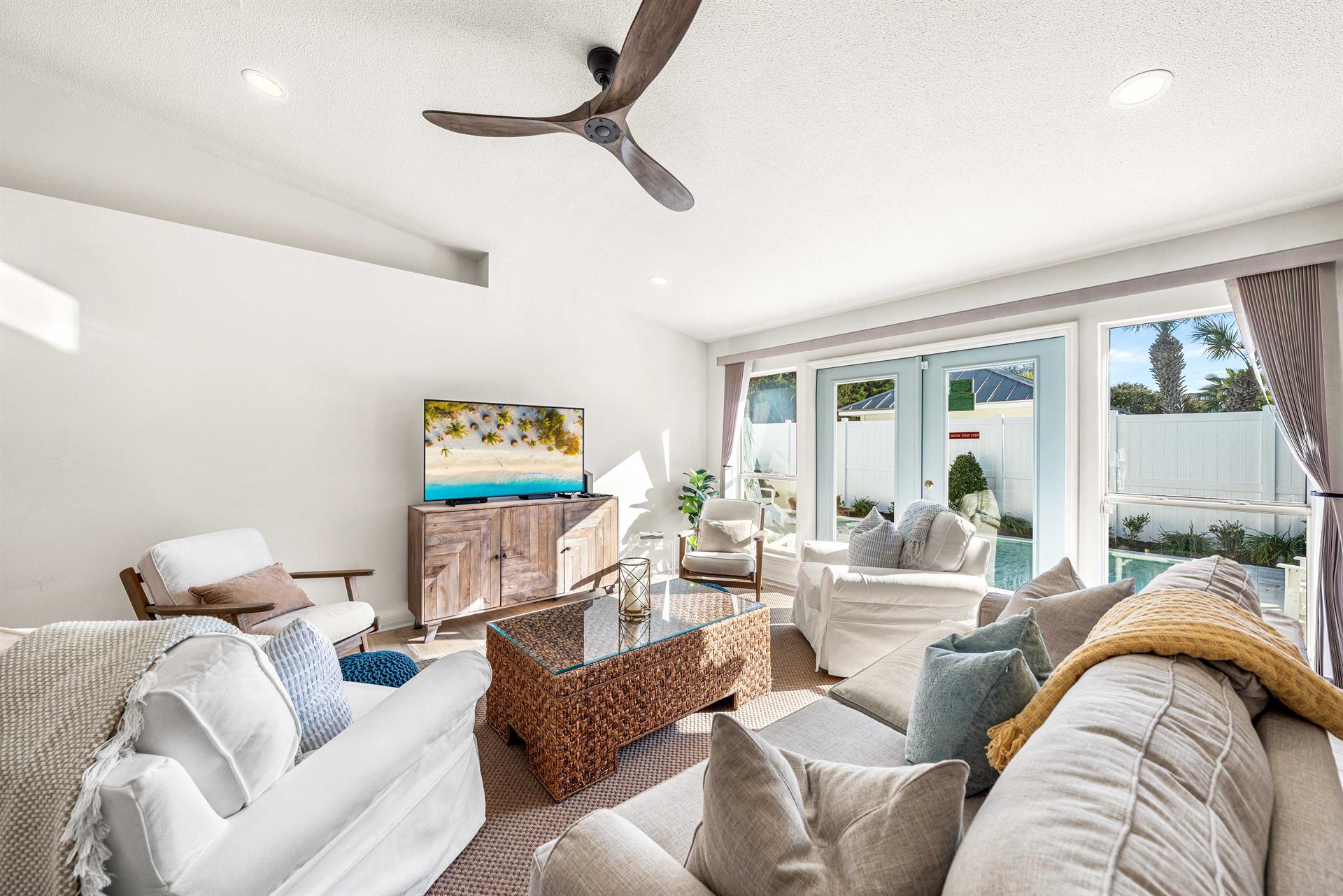 Beautiful Designer Remodeled Home Plenty of Seating for 8, Pool View From this Living Room and the Dining Area. 55 Smart TV with Cable.