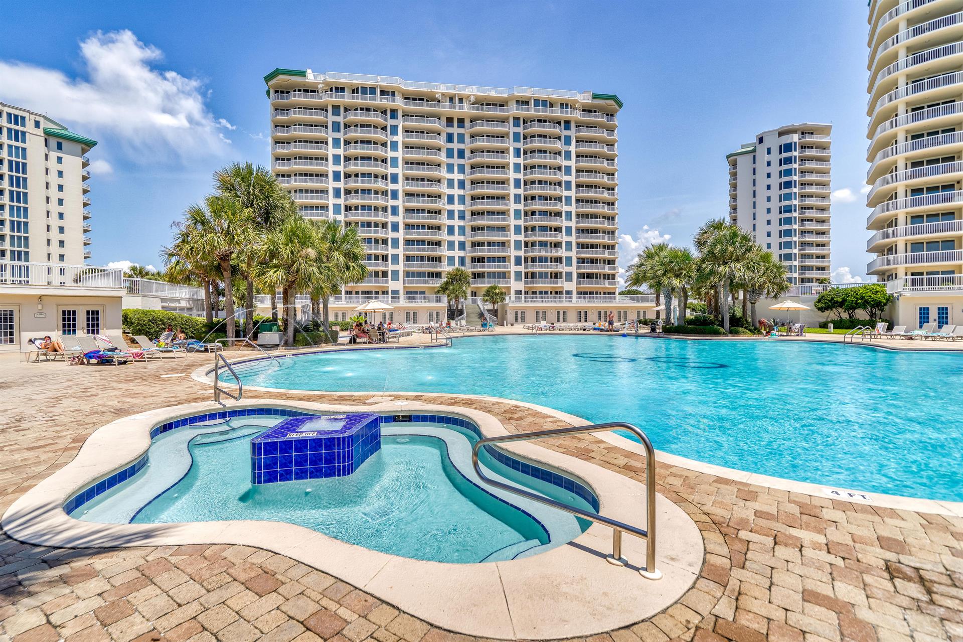 Silver Shells Community Pool Area