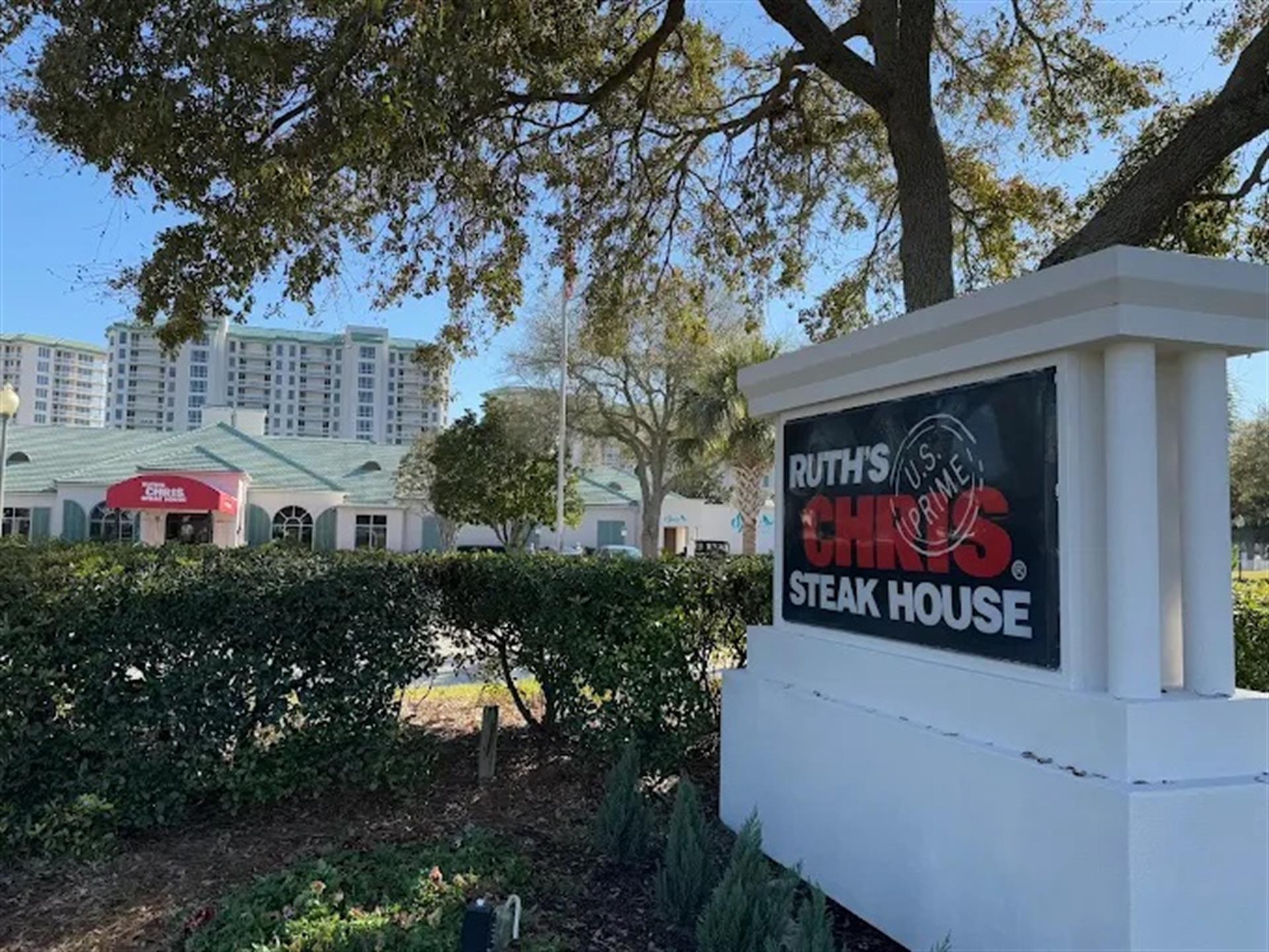 Ruths Chris located at Silver Shells