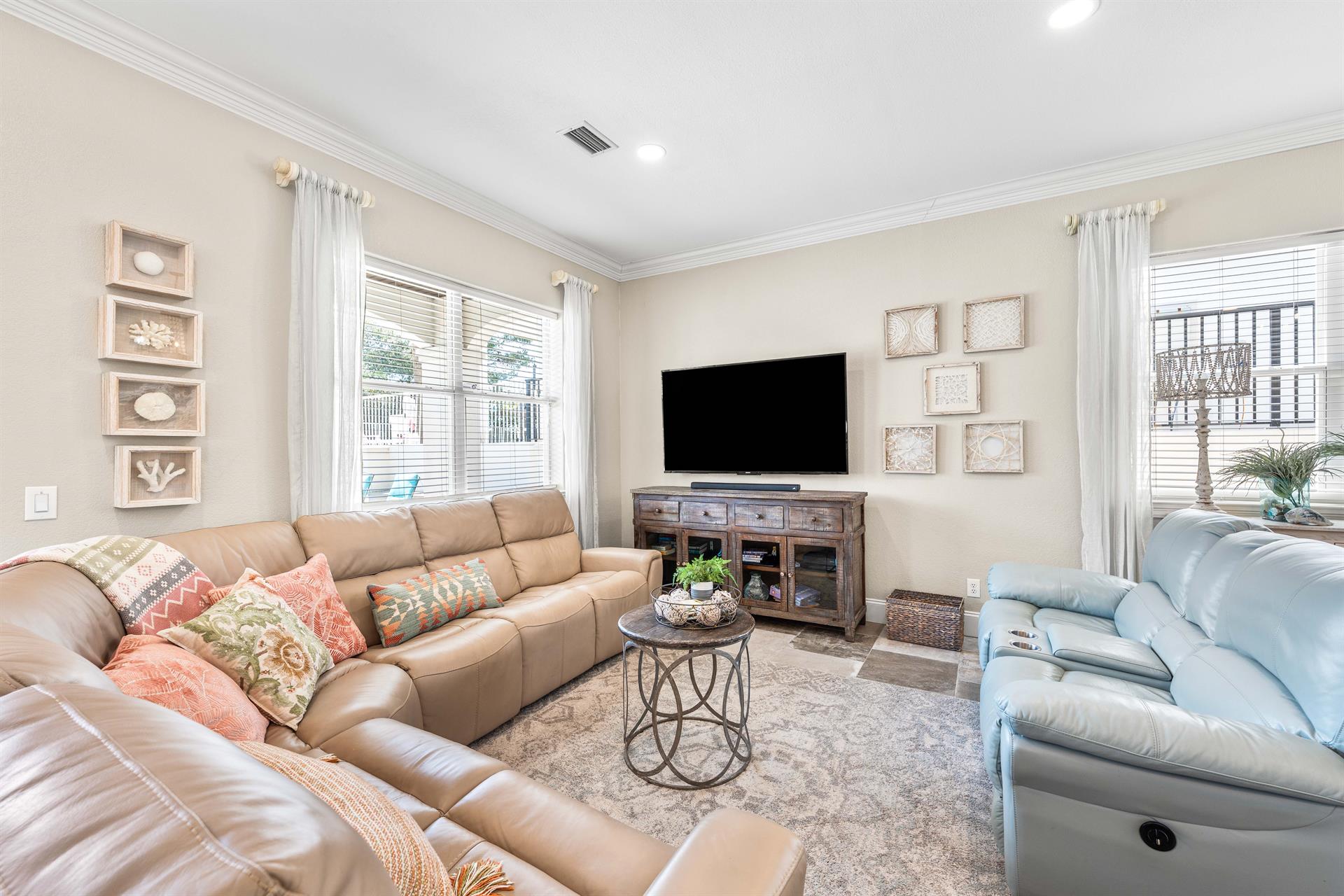 Plenty of Seating for Family Gatherings