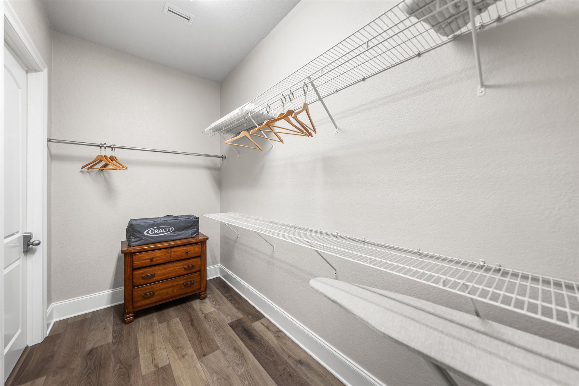 Large Walk In Closet with Pack N Play Included