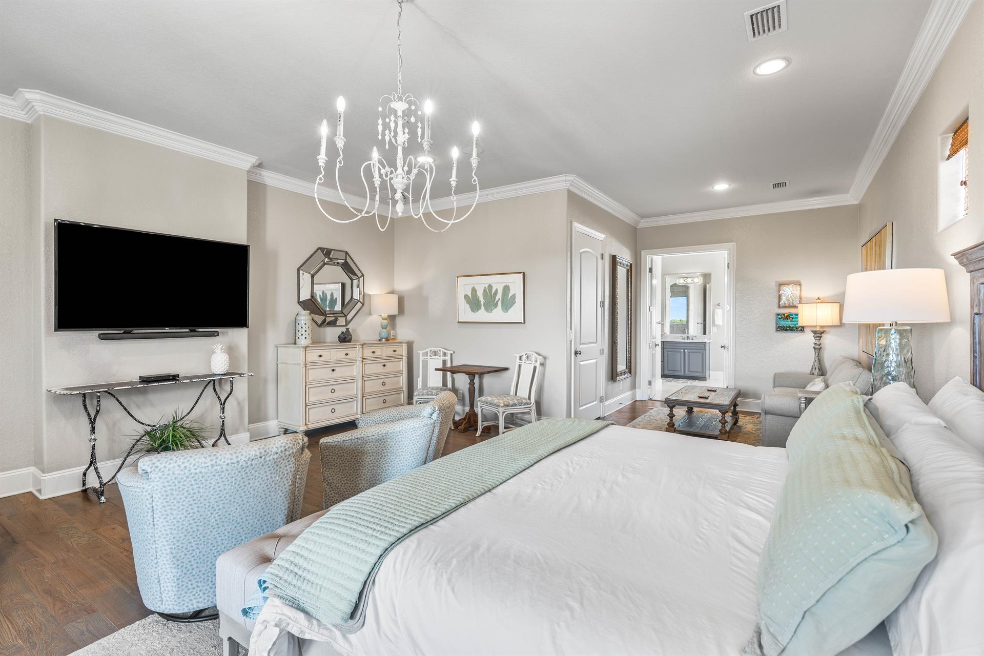 3rd Floor King Bedroom with Private Bath and Balcony Access