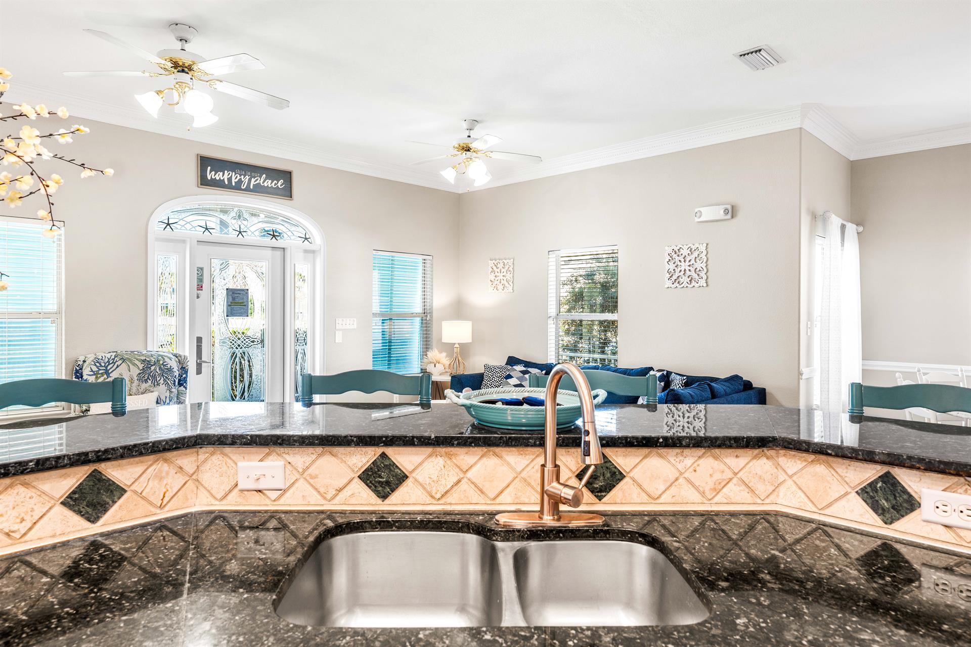 Fully Stocked Kitchen with Bar Seating for 4