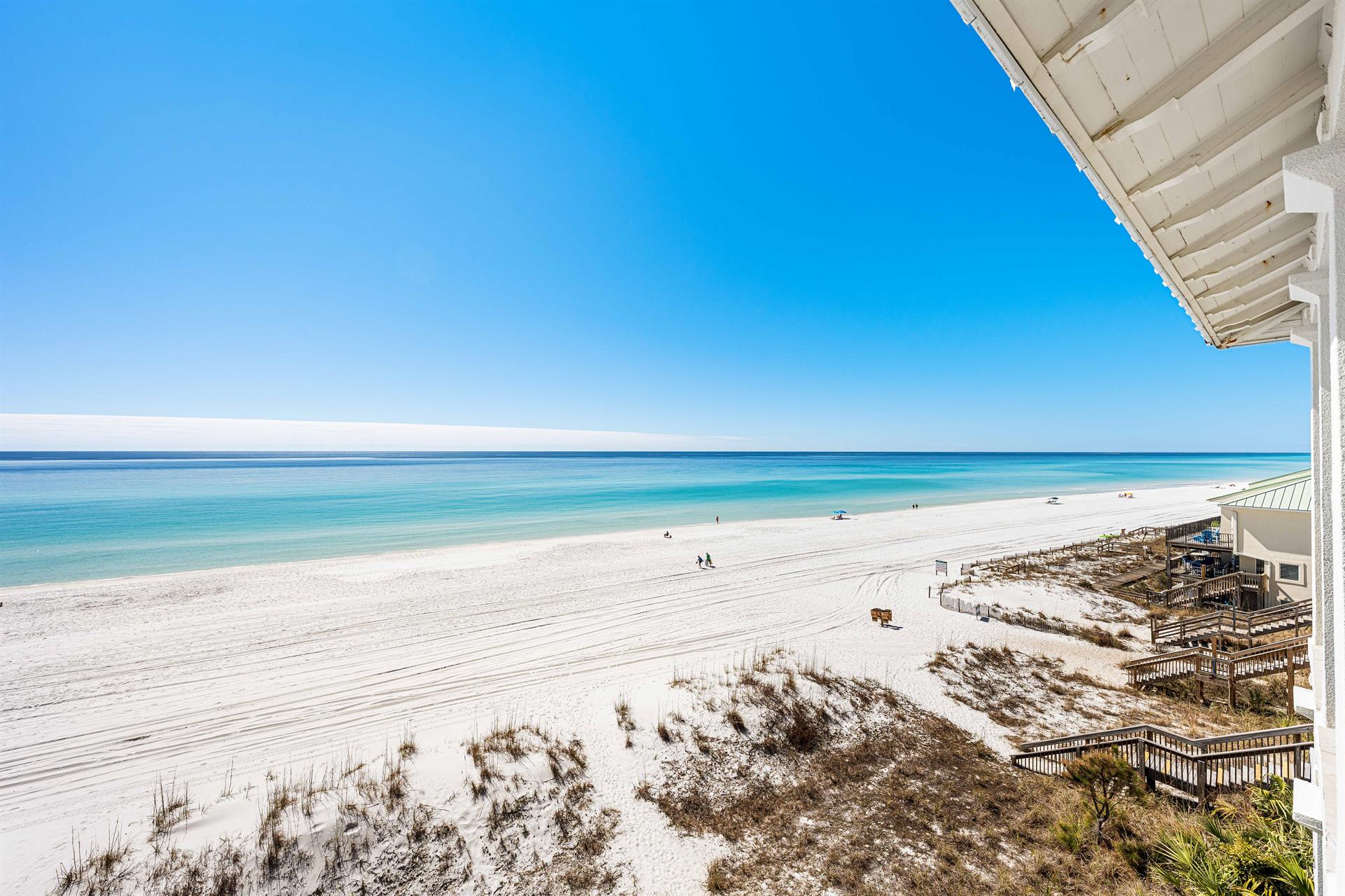 Amazing Views to the West for Sunsets at the Beach