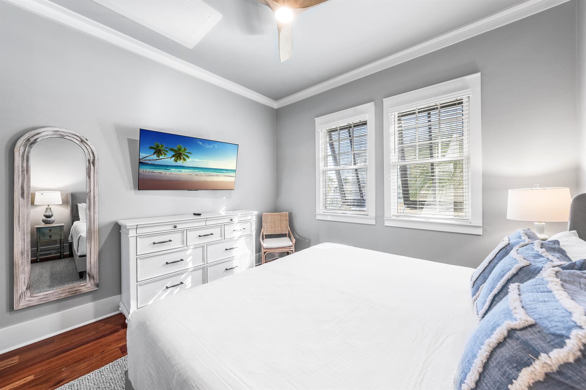 3rd Floor King Bedroom with Private Bathroom