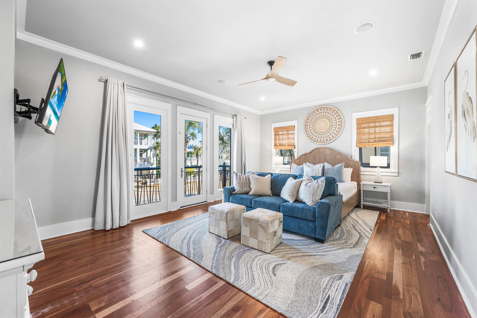 Large 2nd Floor King Bedroom with Sleeper Sofa, Walk In Closet and Private Bathroom