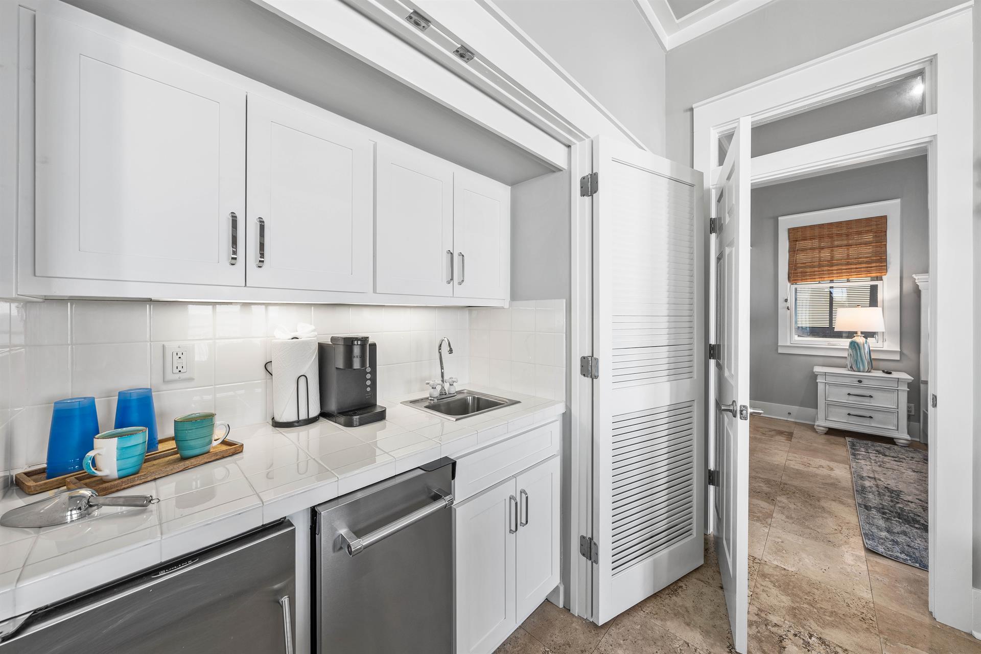 Wet Bar with Keurig Coffee Maker, Fridge and Ice Maker