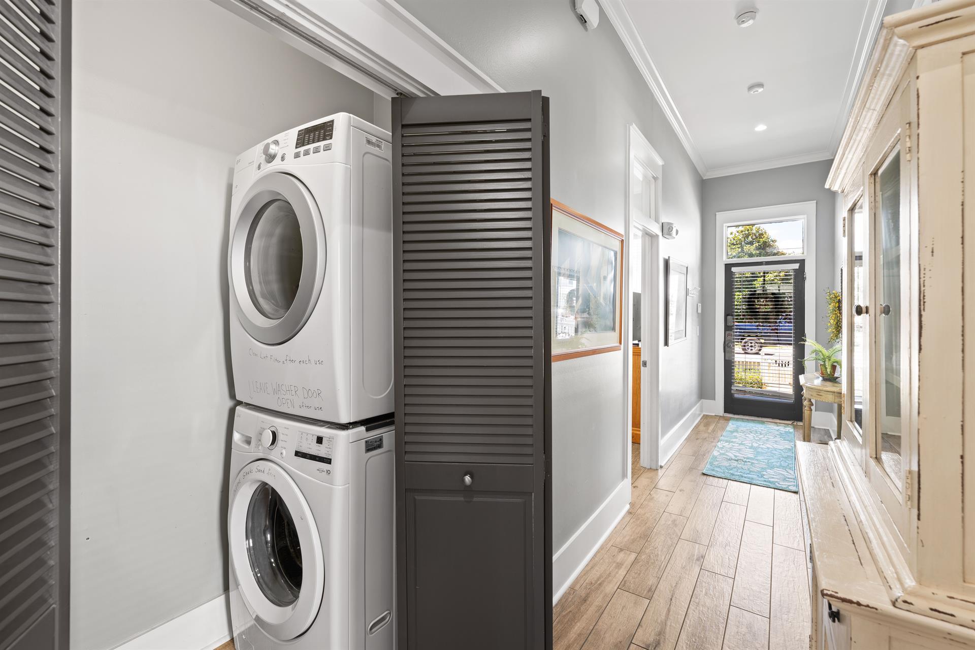 WasherDryer Closet