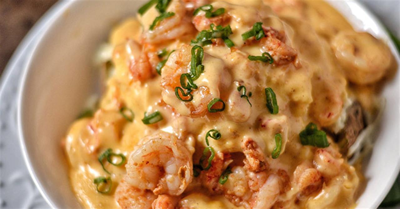 76291 Stuffedseafoodpotatoes675x353 B