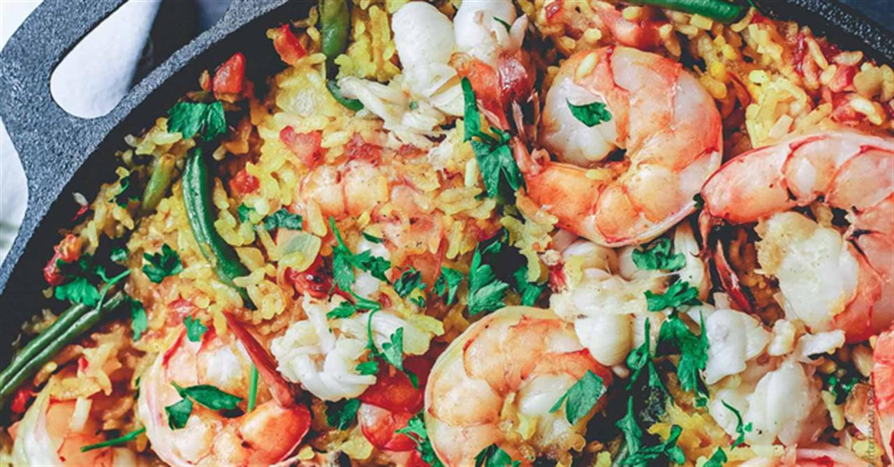 76301 Spanishseafoodpaella675x353 B