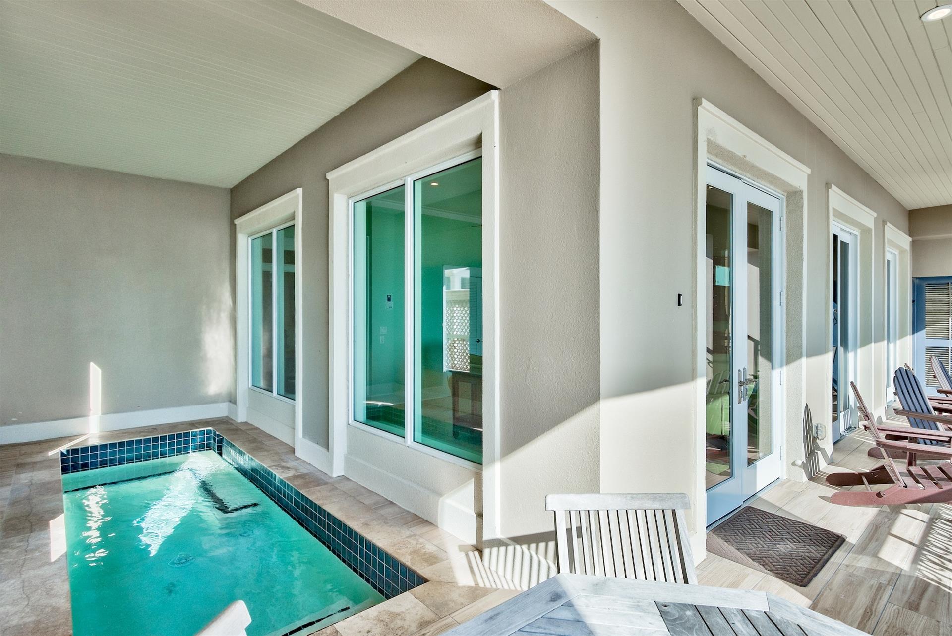 Private Pool, Outdoor Dining Table for 4