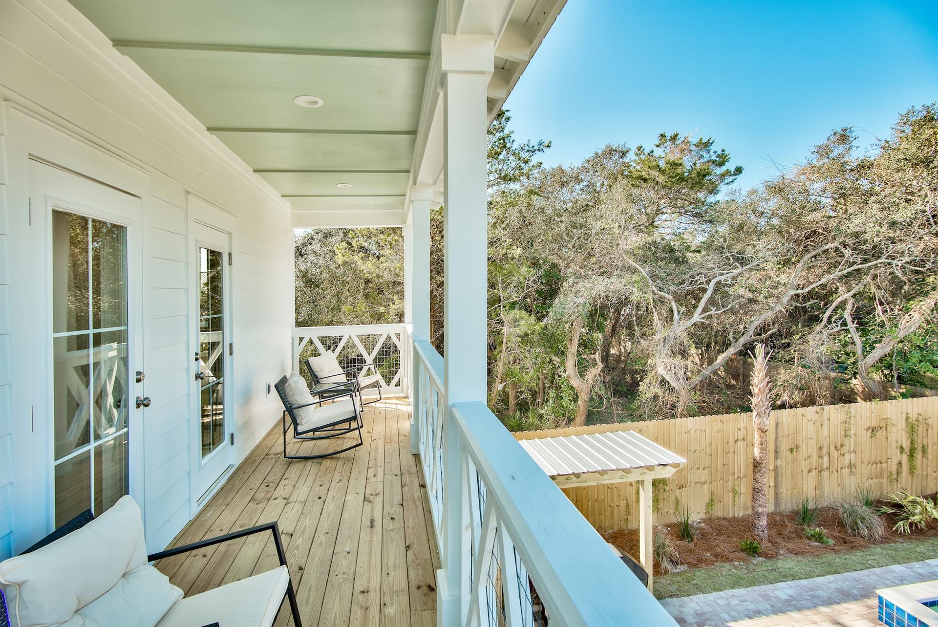 2nd Floor Balcony overlooking Pool