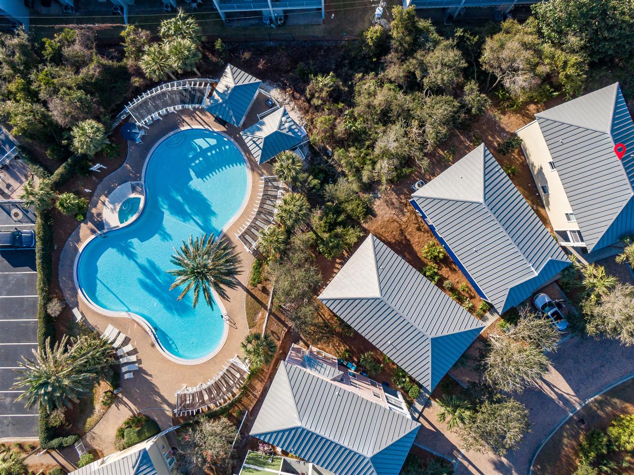 Giant lagoon style pool with separate heated spa for this small familyfriendly gated community.