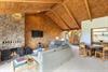 0300 Living Room005