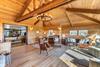 0300 Living Room004