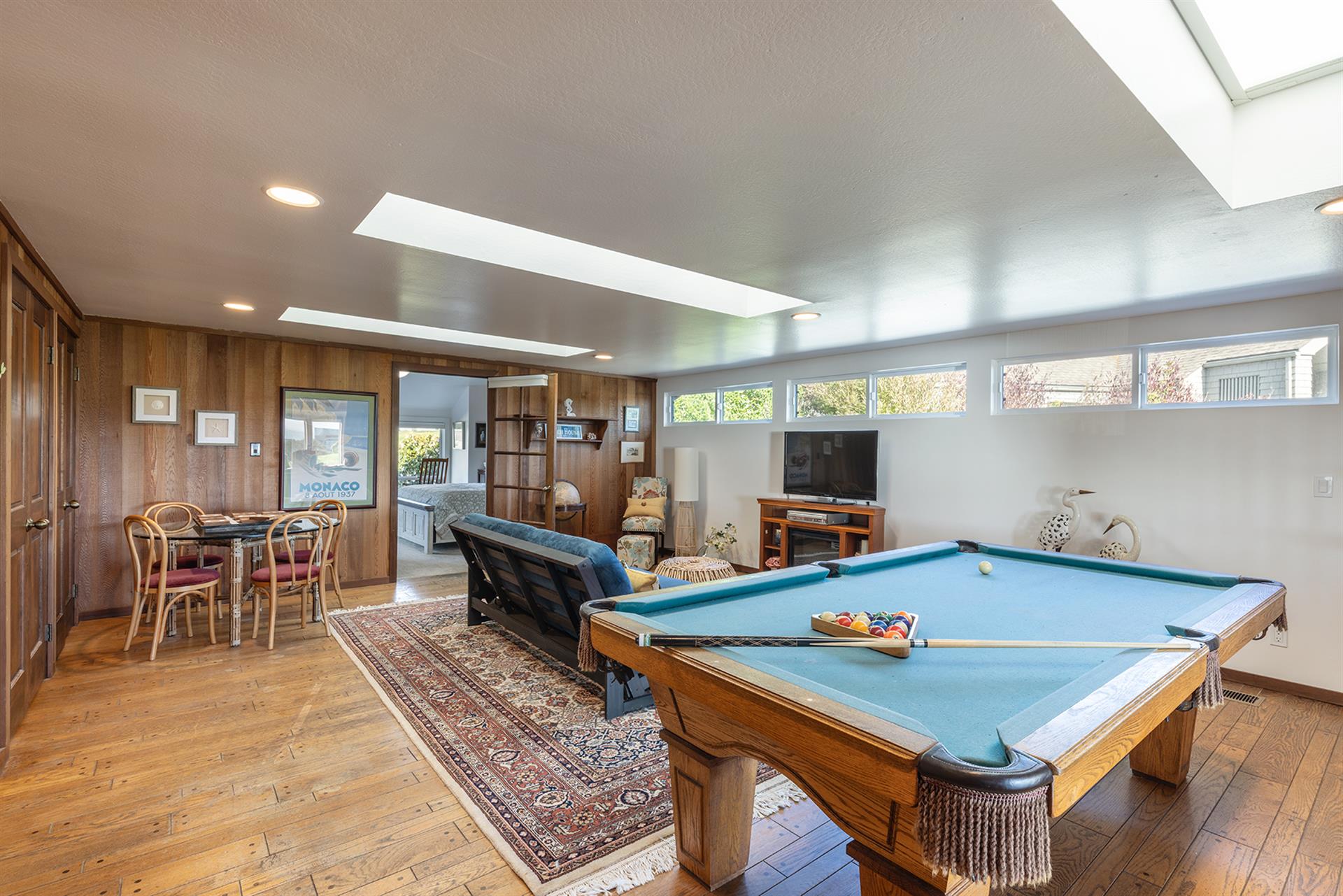 0930 Game Room002