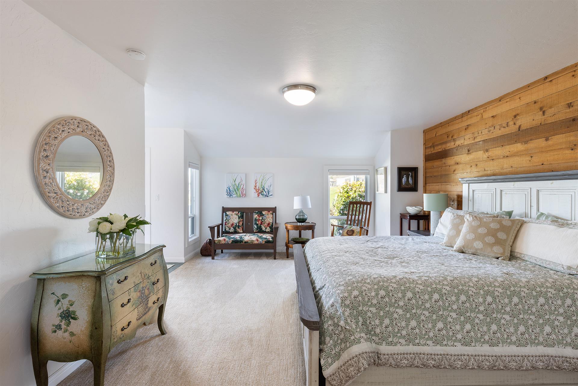 1105 Bedroom One001