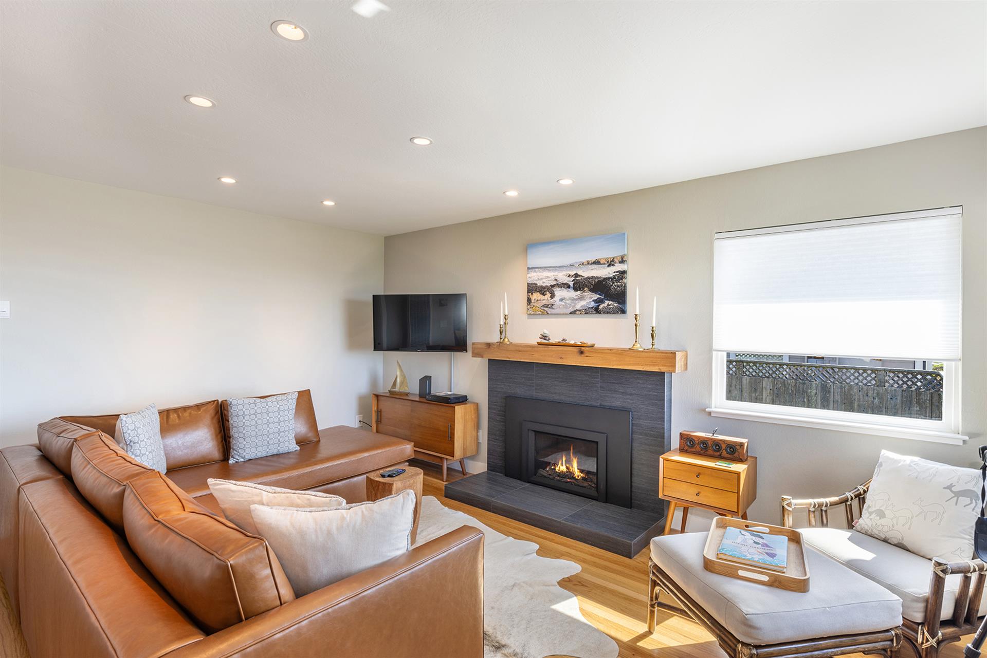0300 Living Room001