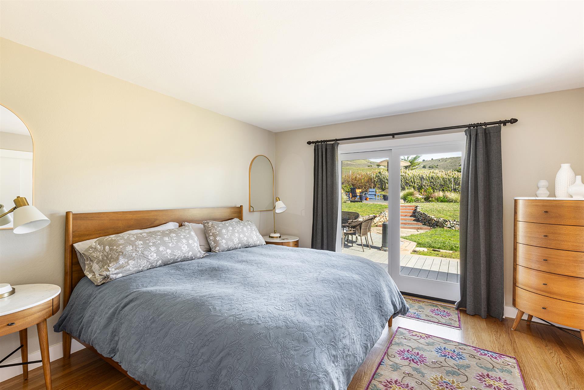 1105 Bedroom One001