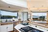 0600 Kitchen002