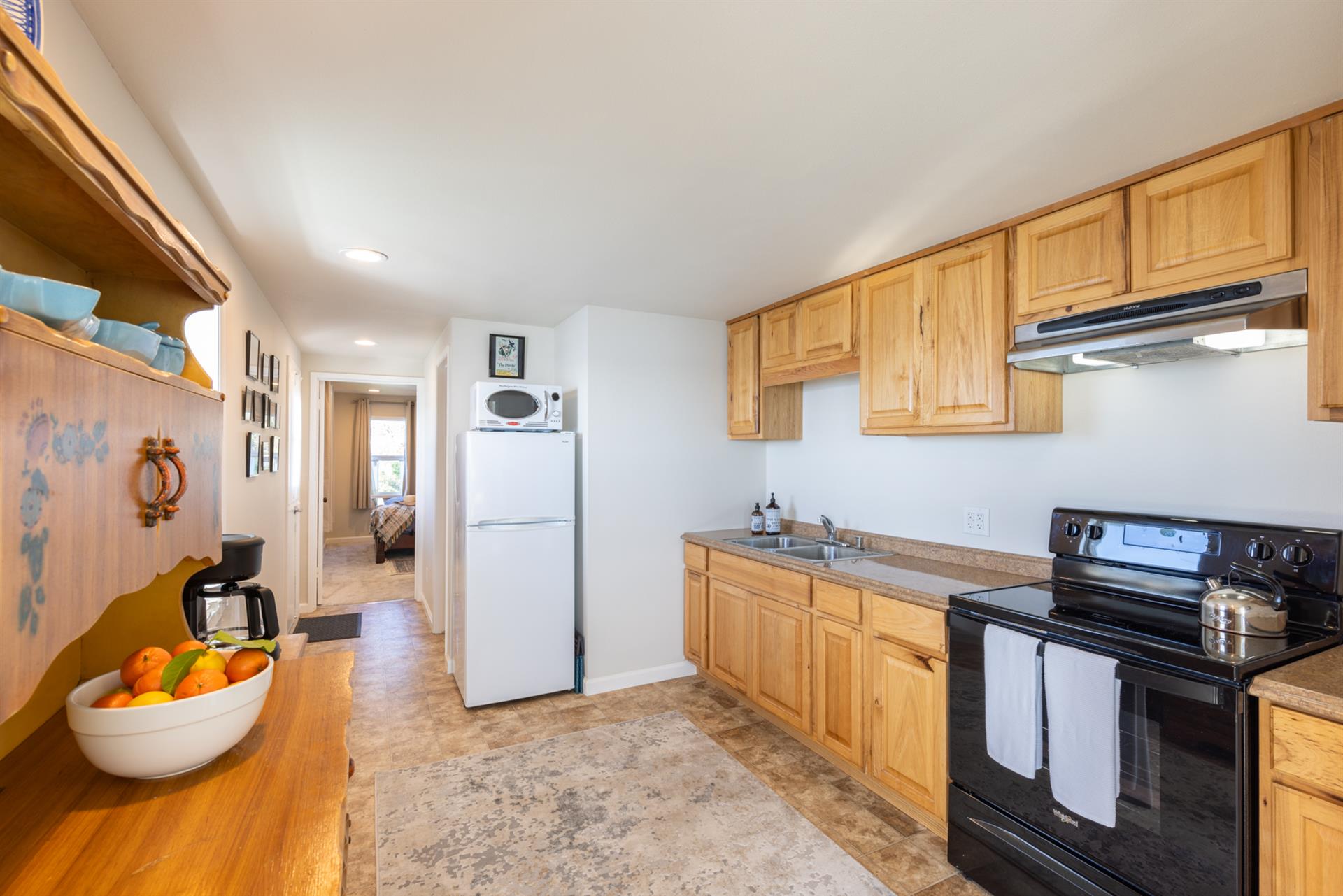0600 Kitchen007