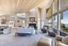 0300 Living Room004