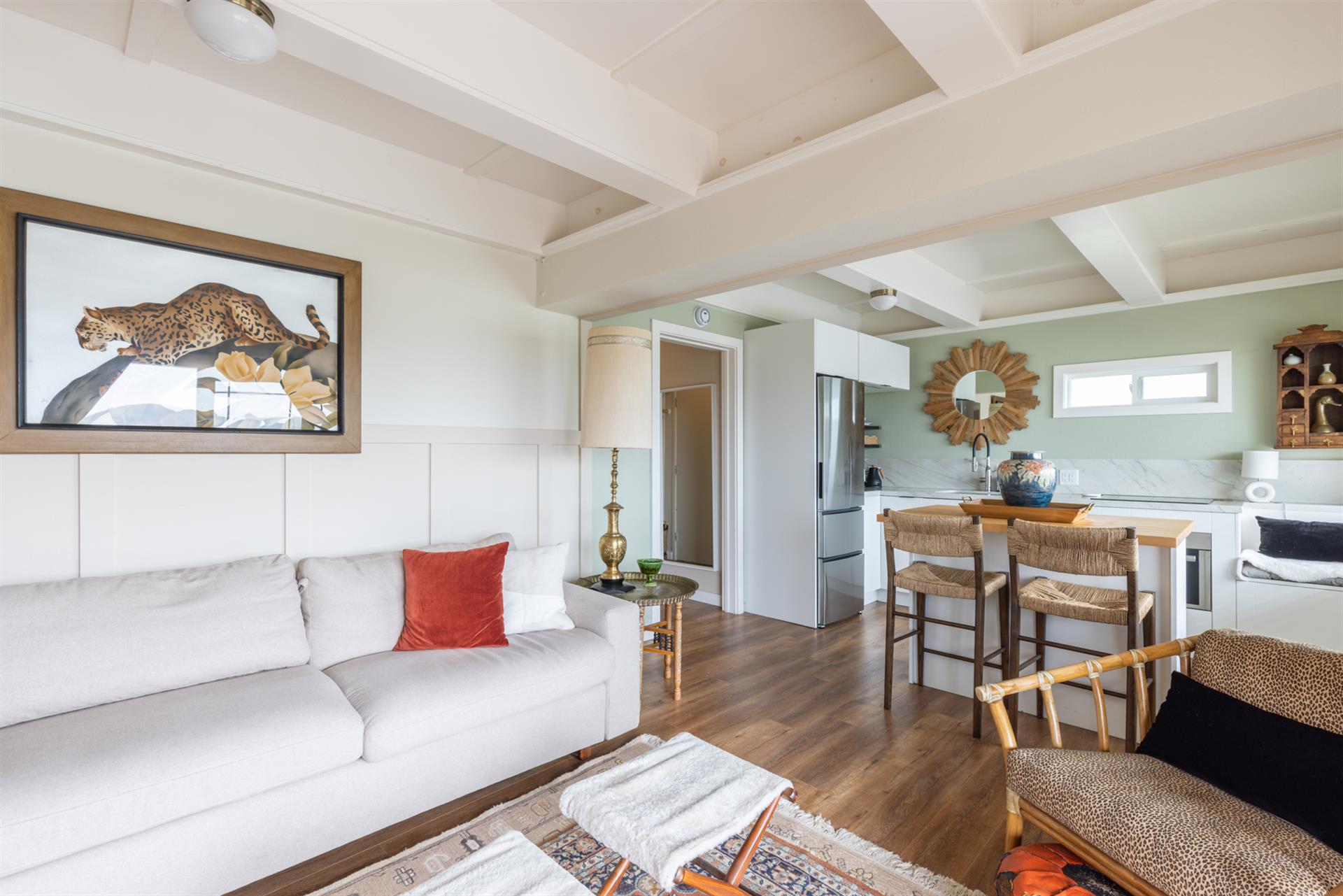 0300 Living Room006
