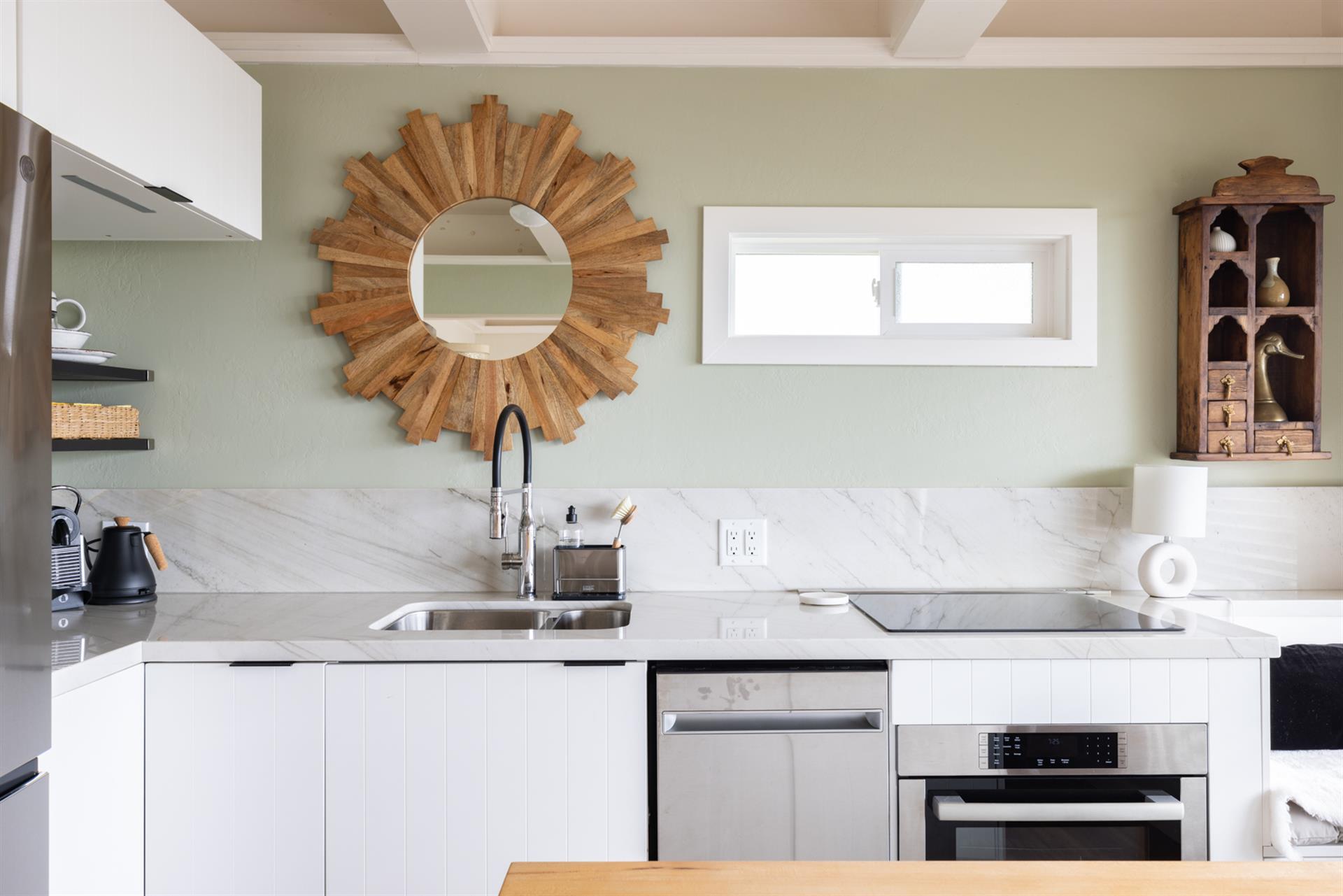 0600 Kitchen006