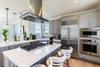 0600 Kitchen004