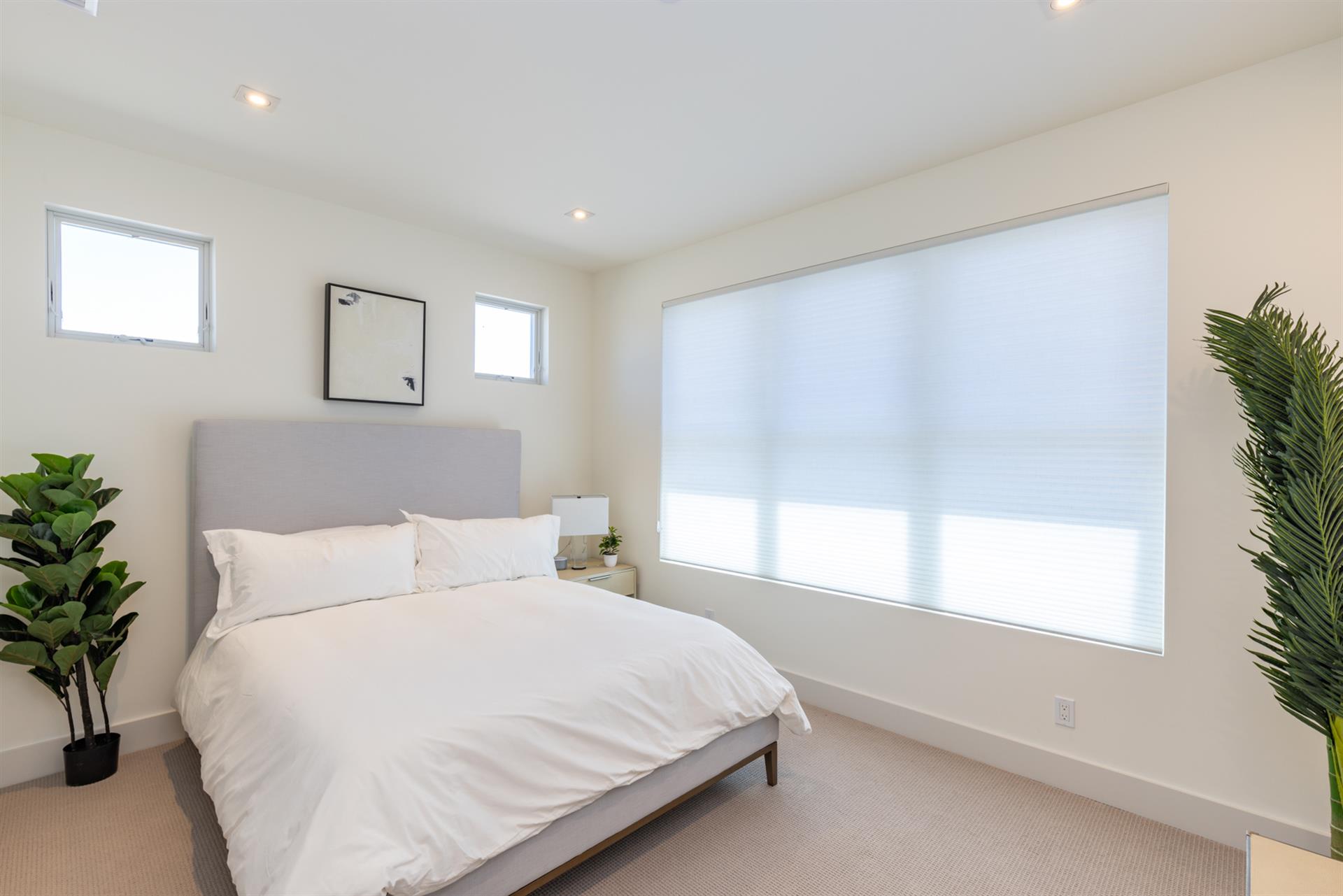 1105 Bedroom One001