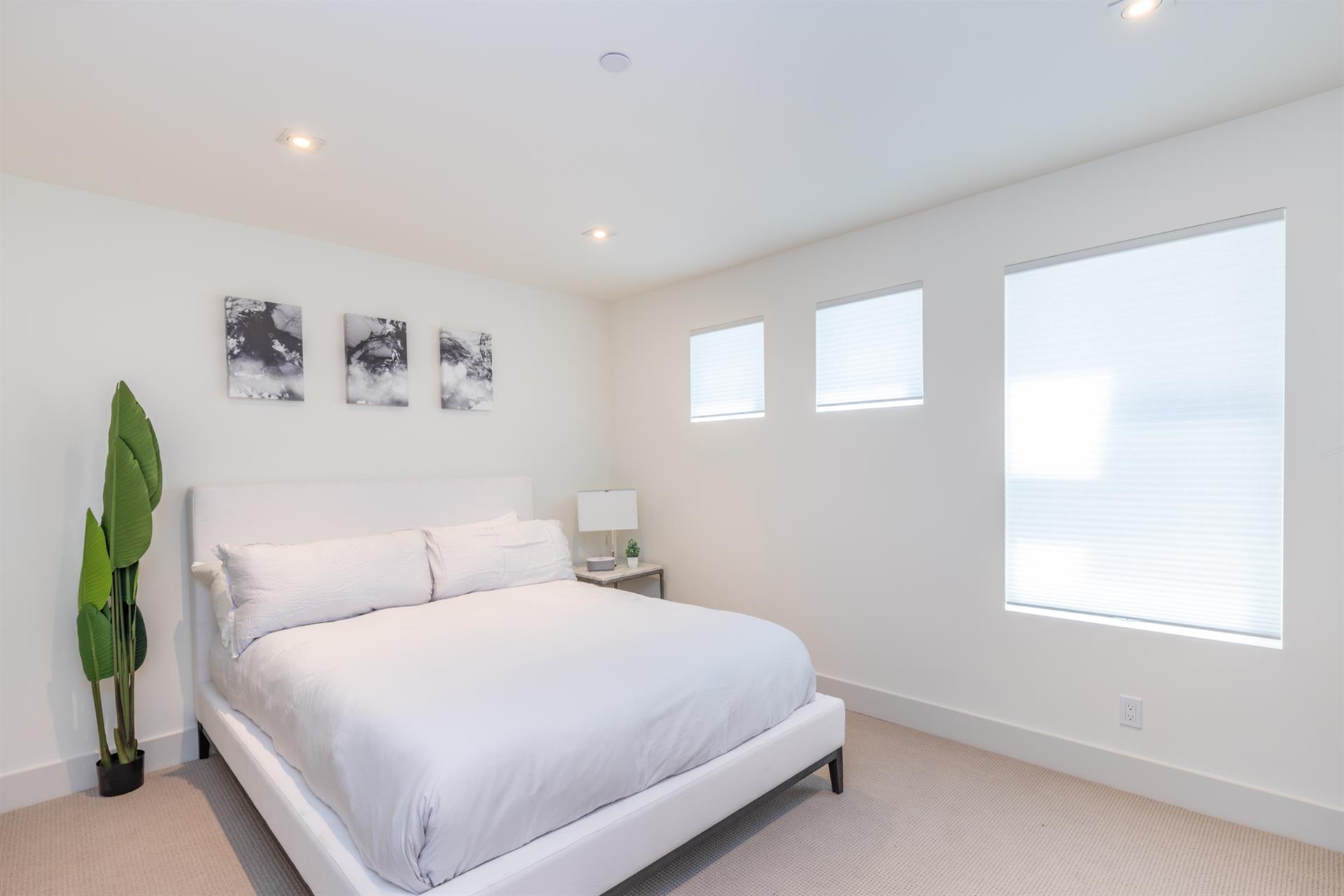 1115 Bedroom Three001