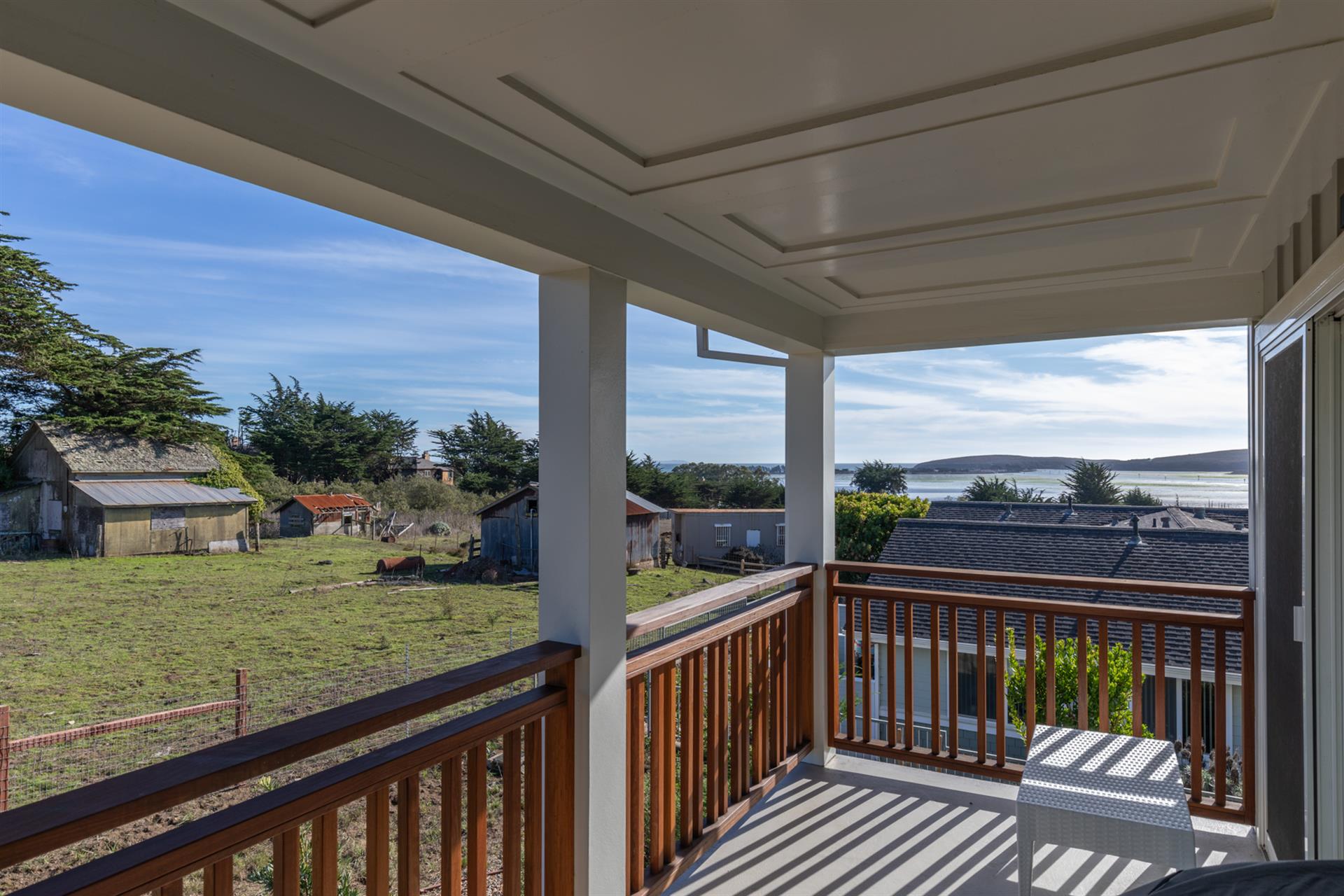 Photo102026Deck002