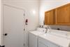 1200 Laundry001
