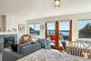0300 Living Room005