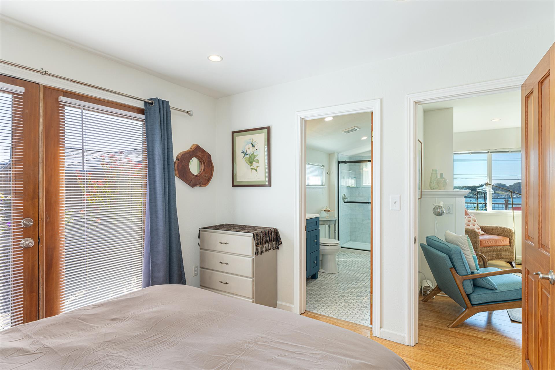 1105 Bedroom One001